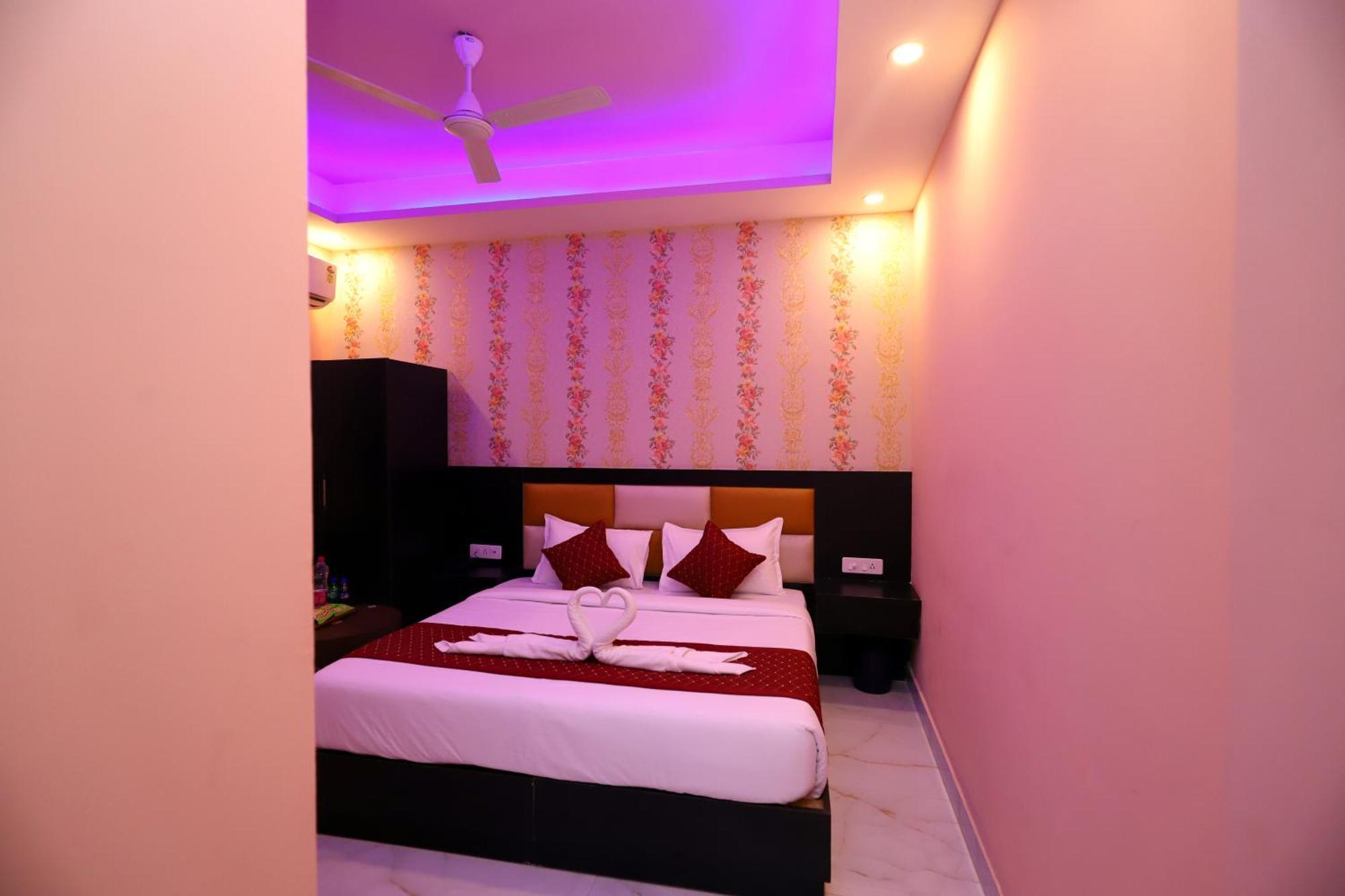Suites Admiral Delhi Airport New Delhi Exterior photo