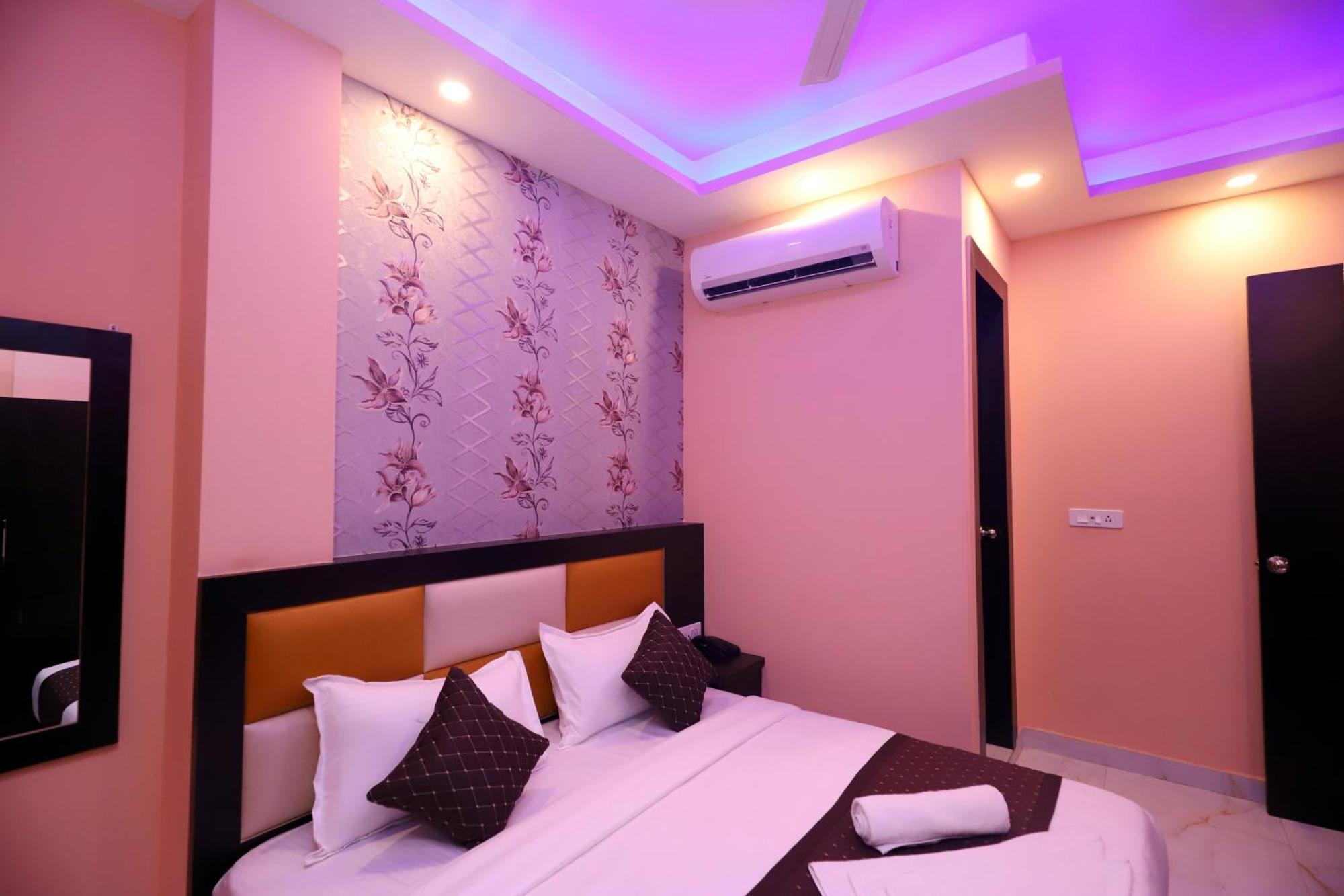 Suites Admiral Delhi Airport New Delhi Exterior photo